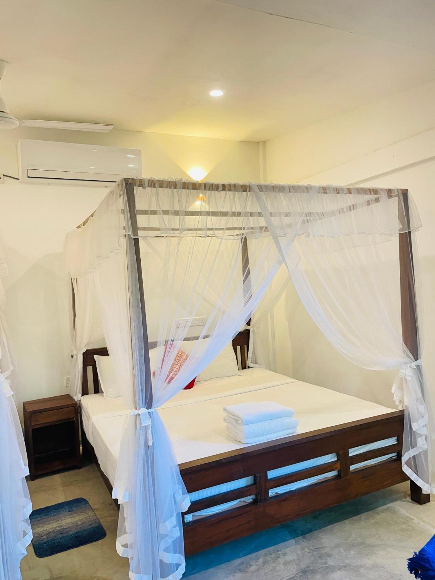 Lawrence Villa Weligama Exterior foto